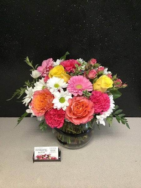 A 5 Star Customer Reviewed Flower Arrangement Designed by Expressions In Bloom in Corvallis, OR