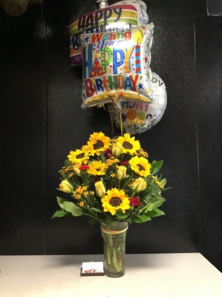 A 5 Star Customer Reviewed Flower Arrangement Designed by Expressions In Bloom in Corvallis, OR