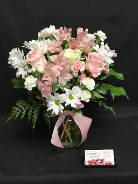 A 5 Star Customer Reviewed Flower Arrangement Designed by Expressions In Bloom in Corvallis, OR