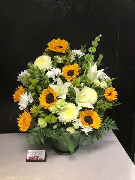 A 5 Star Customer Reviewed Flower Arrangement Designed by Expressions In Bloom in Corvallis, OR