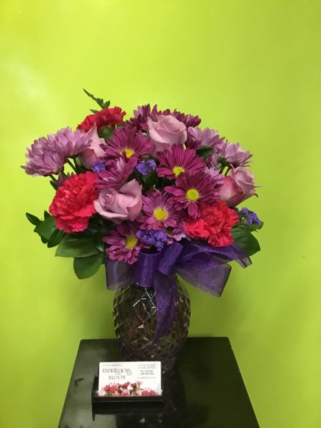 A 5 Star Customer Reviewed Flower Arrangement Designed by Expressions In Bloom in Corvallis, OR