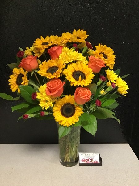 A 5 Star Customer Reviewed Flower Arrangement Designed by Expressions In Bloom in Corvallis, OR A 5 Star Customer Reviewed Flower Arrangement Designed by Expressions In Bloom in Corvallis, OR