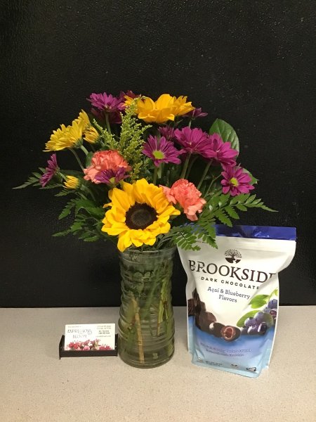 A 5 Star Customer Reviewed Flower Arrangement Designed by Expressions In Bloom in Corvallis, OR