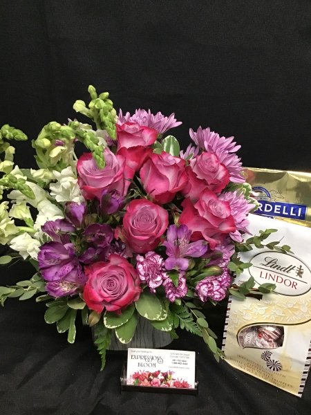 A 5 Star Customer Reviewed Flower Arrangement Designed by Expressions In Bloom in Corvallis, OR