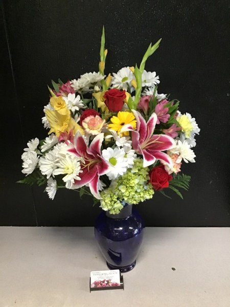 A 5 Star Customer Reviewed Flower Arrangement Designed by Expressions In Bloom in Corvallis, OR A 5 Star Customer Reviewed Flower Arrangement Designed by Expressions In Bloom in Corvallis, OR