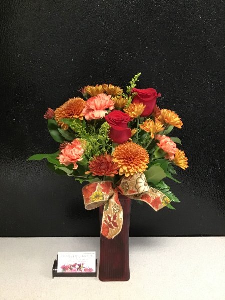 A 5 Star Customer Reviewed Flower Arrangement Designed by Expressions In Bloom in Corvallis, OR A 5 Star Customer Reviewed Flower Arrangement Designed by Expressions In Bloom in Corvallis, OR