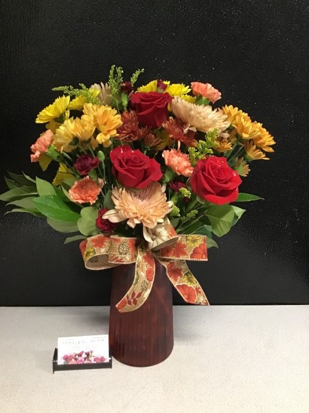 A 5 Star Customer Reviewed Flower Arrangement Designed by Expressions In Bloom in Corvallis, OR A 5 Star Customer Reviewed Flower Arrangement Designed by Expressions In Bloom in Corvallis, OR