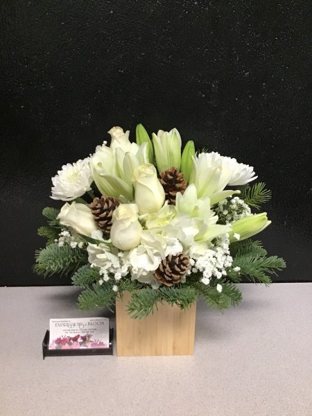 A 5 Star Customer Reviewed Flower Arrangement Designed by Expressions In Bloom in Corvallis, OR