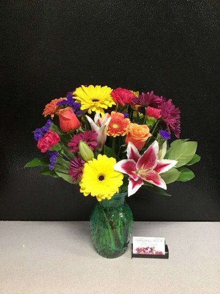 A 5 Star Customer Reviewed Flower Arrangement Designed by Expressions In Bloom in Corvallis, OR A 5 Star Customer Reviewed Flower Arrangement Designed by Expressions In Bloom in Corvallis, OR