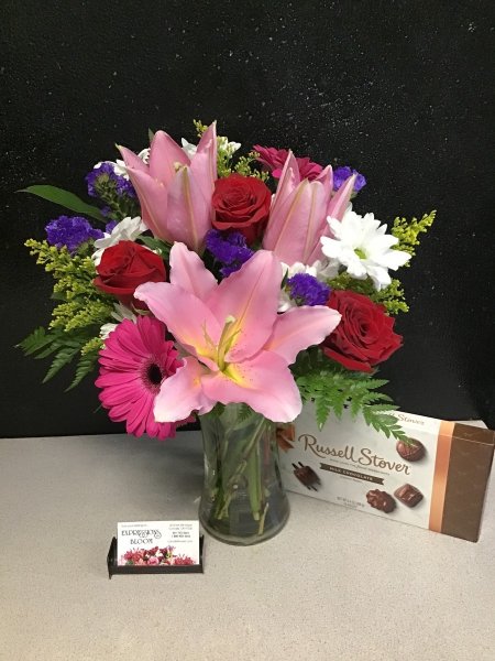 A 5 Star Customer Reviewed Flower Arrangement Designed by Expressions In Bloom in Corvallis, OR