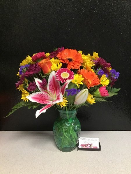 A 5 Star Customer Reviewed Flower Arrangement Designed by Expressions In Bloom in Corvallis, OR A 5 Star Customer Reviewed Flower Arrangement Designed by Expressions In Bloom in Corvallis, OR