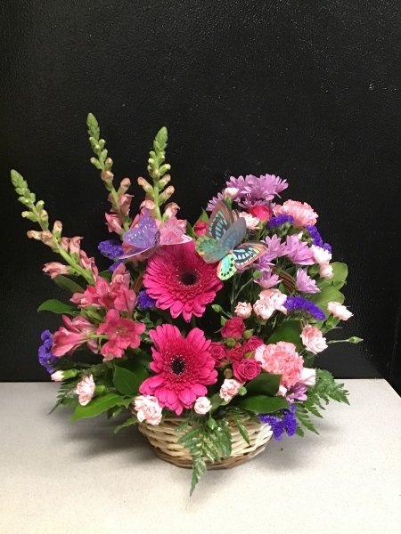 A 5 Star Customer Reviewed Flower Arrangement Designed by Expressions In Bloom in Corvallis, OR A 5 Star Customer Reviewed Flower Arrangement Designed by Expressions In Bloom in Corvallis, OR