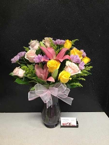 A 5 Star Customer Reviewed Flower Arrangement Designed by Expressions In Bloom in Corvallis, OR