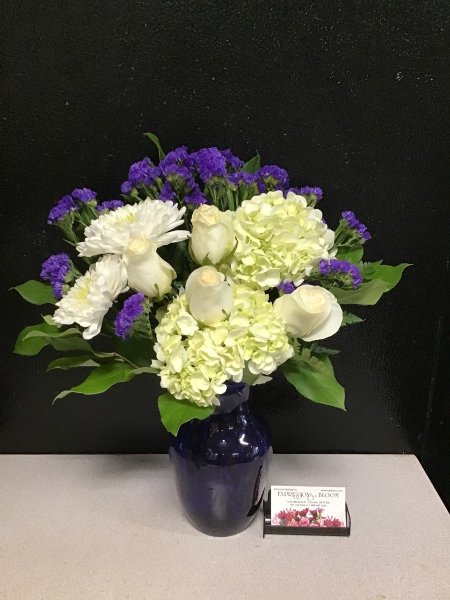 A 5 Star Customer Reviewed Flower Arrangement Designed by Expressions In Bloom in Corvallis, OR A 5 Star Customer Reviewed Flower Arrangement Designed by Expressions In Bloom in Corvallis, OR