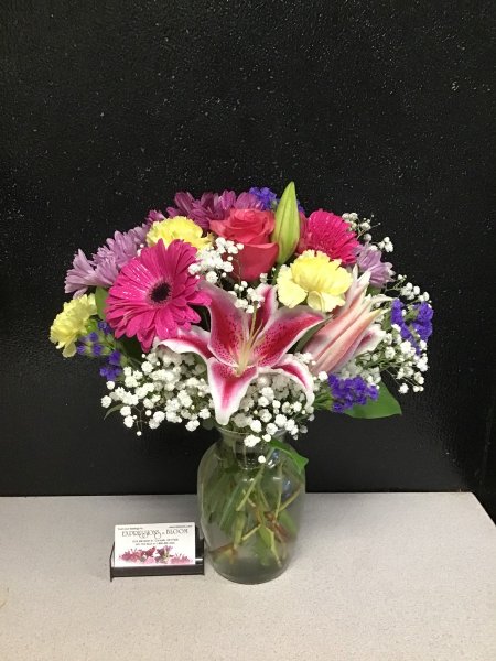 A 3 Star Customer Reviewed Flower Arrangement Designed by Expressions In Bloom in Corvallis, OR A 3 Star Customer Reviewed Flower Arrangement Designed by Expressions In Bloom in Corvallis, OR