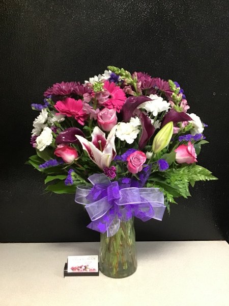 A 5 Star Customer Reviewed Flower Arrangement Designed by Expressions In Bloom in Corvallis, OR A 5 Star Customer Reviewed Flower Arrangement Designed by Expressions In Bloom in Corvallis, OR
