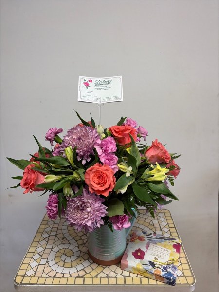 A 5 Star Customer Reviewed Flower Arrangement Designed by Salvy the Florist in Lynn, MA A 5 Star Customer Reviewed Flower Arrangement Designed by Salvy the Florist in Lynn, MA