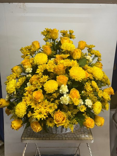 A 5 Star Customer Reviewed Flower Arrangement Designed by Salvy the Florist in Lynn, MA A 5 Star Customer Reviewed Flower Arrangement Designed by Salvy the Florist in Lynn, MA