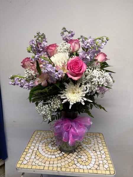 A 5 Star Customer Reviewed Flower Arrangement Designed by Salvy the Florist in Lynn, MA A 5 Star Customer Reviewed Flower Arrangement Designed by Salvy the Florist in Lynn, MA