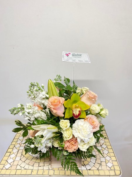 A 5 Star Customer Reviewed Flower Arrangement Designed by Salvy the Florist in Lynn, MA A 5 Star Customer Reviewed Flower Arrangement Designed by Salvy the Florist in Lynn, MA