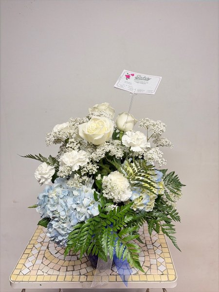 A 5 Star Customer Reviewed Flower Arrangement Designed by Salvy the Florist in Lynn, MA A 5 Star Customer Reviewed Flower Arrangement Designed by Salvy the Florist in Lynn, MA