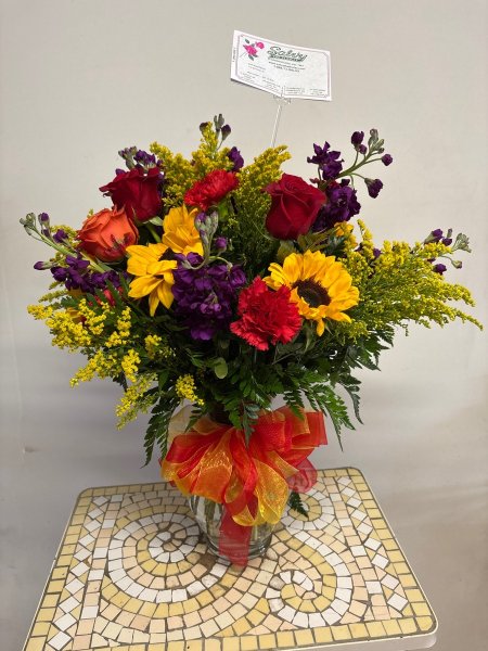 A 2 Star Customer Reviewed Flower Arrangement Designed by Salvy the Florist in Lynn, MA A 2 Star Customer Reviewed Flower Arrangement Designed by Salvy the Florist in Lynn, MA