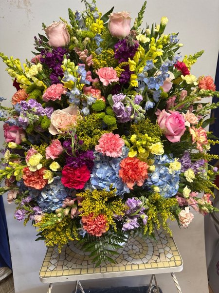 A 5 Star Customer Reviewed Flower Arrangement Designed by Salvy the Florist in Lynn, MA A 5 Star Customer Reviewed Flower Arrangement Designed by Salvy the Florist in Lynn, MA