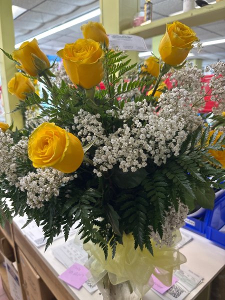 A 5 Star Customer Reviewed Flower Arrangement Designed by Salvy the Florist in Lynn, MA A 5 Star Customer Reviewed Flower Arrangement Designed by Salvy the Florist in Lynn, MA