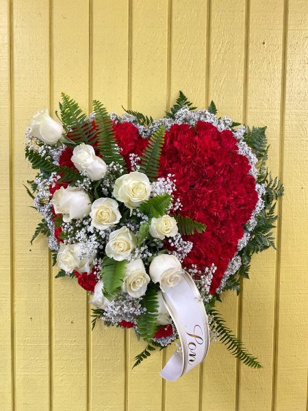 A 5 Star Customer Reviewed Flower Arrangement Designed by Salvy the Florist in Lynn, MA A 5 Star Customer Reviewed Flower Arrangement Designed by Salvy the Florist in Lynn, MA