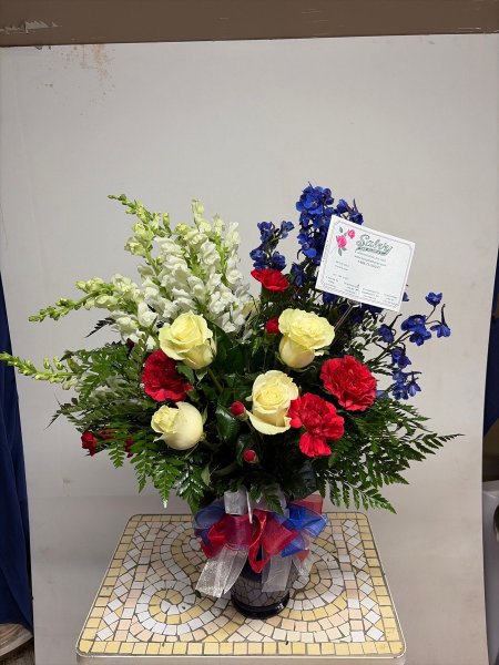 A 5 Star Customer Reviewed Flower Arrangement Designed by Salvy the Florist in Lynn, MA A 5 Star Customer Reviewed Flower Arrangement Designed by Salvy the Florist in Lynn, MA