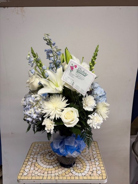 A 5 Star Customer Reviewed Flower Arrangement Designed by Salvy the Florist in Lynn, MA