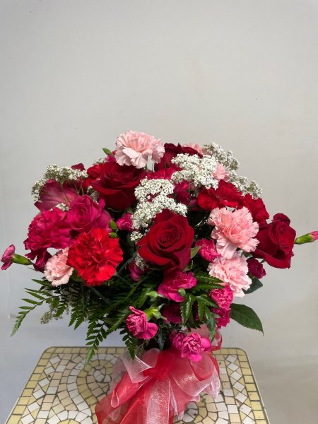A 5 Star Customer Reviewed Flower Arrangement Designed by Salvy the Florist in Lynn, MA A 5 Star Customer Reviewed Flower Arrangement Designed by Salvy the Florist in Lynn, MA