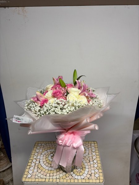 A 5 Star Customer Reviewed Flower Arrangement Designed by Salvy the Florist in Lynn, MA A 5 Star Customer Reviewed Flower Arrangement Designed by Salvy the Florist in Lynn, MA