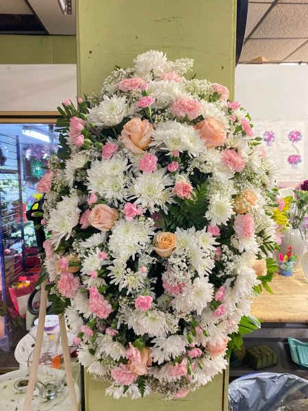 A 5 Star Customer Reviewed Flower Arrangement Designed by Salvy the Florist in Lynn, MA A 5 Star Customer Reviewed Flower Arrangement Designed by Salvy the Florist in Lynn, MA