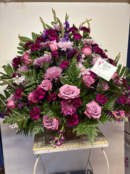 A 5 Star Customer Reviewed Flower Arrangement Designed by Salvy the Florist in Lynn, MA A 5 Star Customer Reviewed Flower Arrangement Designed by Salvy the Florist in Lynn, MA