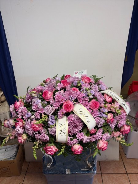 A 5 Star Customer Reviewed Flower Arrangement Designed by Salvy the Florist in Lynn, MA A 5 Star Customer Reviewed Flower Arrangement Designed by Salvy the Florist in Lynn, MA