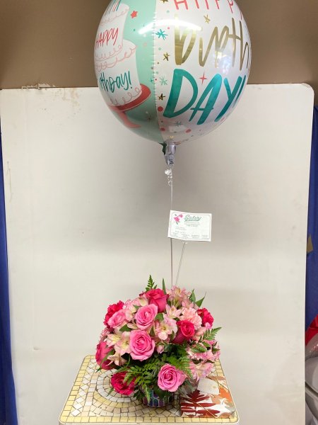 A 5 Star Customer Reviewed Flower Arrangement Designed by Salvy the Florist in Lynn, MA A 5 Star Customer Reviewed Flower Arrangement Designed by Salvy the Florist in Lynn, MA