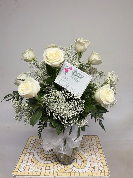 A 5 Star Customer Reviewed Flower Arrangement Designed by Salvy the Florist in Lynn, MA A 5 Star Customer Reviewed Flower Arrangement Designed by Salvy the Florist in Lynn, MA