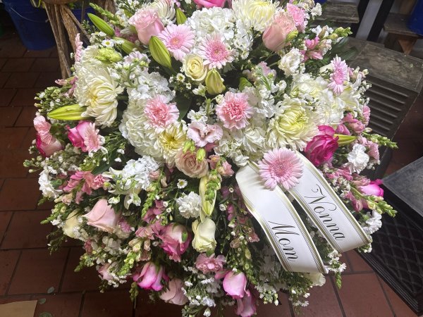 A 5 Star Customer Reviewed Flower Arrangement Designed by Salvy the Florist in Lynn, MA A 5 Star Customer Reviewed Flower Arrangement Designed by Salvy the Florist in Lynn, MA