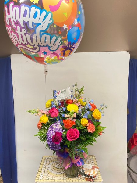 A 5 Star Customer Reviewed Flower Arrangement Designed by Salvy the Florist in Lynn, MA A 5 Star Customer Reviewed Flower Arrangement Designed by Salvy the Florist in Lynn, MA