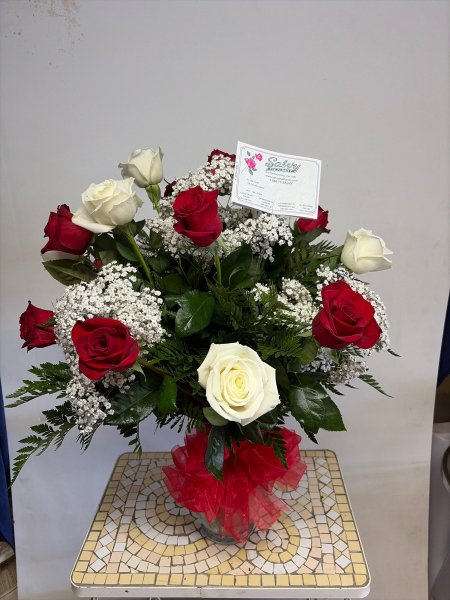 A 5 Star Customer Reviewed Flower Arrangement Designed by Salvy the Florist in Lynn, MA A 5 Star Customer Reviewed Flower Arrangement Designed by Salvy the Florist in Lynn, MA