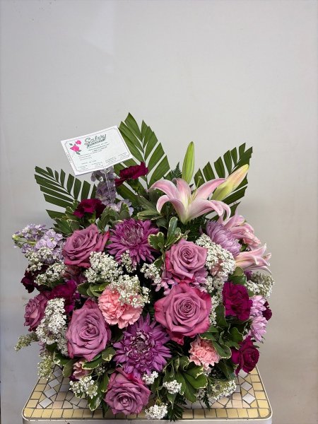 A 5 Star Customer Reviewed Flower Arrangement Designed by Salvy the Florist in Lynn, MA A 5 Star Customer Reviewed Flower Arrangement Designed by Salvy the Florist in Lynn, MA