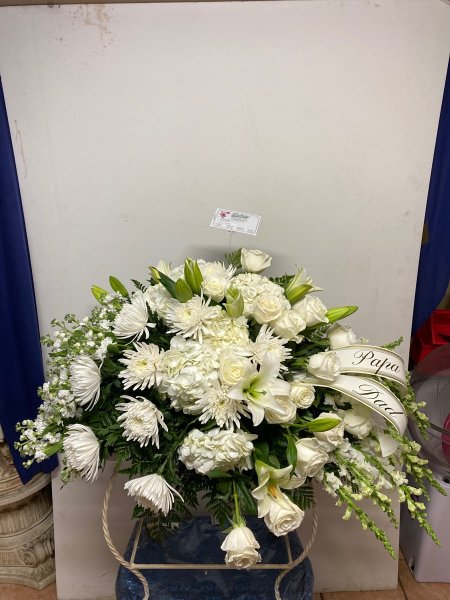 A 5 Star Customer Reviewed Flower Arrangement Designed by Salvy the Florist in Lynn, MA A 5 Star Customer Reviewed Flower Arrangement Designed by Salvy the Florist in Lynn, MA