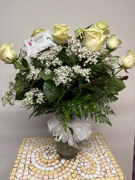 A 5 Star Customer Reviewed Flower Arrangement Designed by Salvy the Florist in Lynn, MA A 5 Star Customer Reviewed Flower Arrangement Designed by Salvy the Florist in Lynn, MA