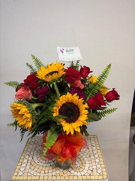 A 5 Star Customer Reviewed Flower Arrangement Designed by Salvy the Florist in Lynn, MA A 5 Star Customer Reviewed Flower Arrangement Designed by Salvy the Florist in Lynn, MA
