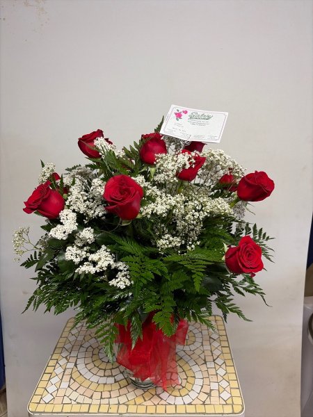 A 5 Star Customer Reviewed Flower Arrangement Designed by Salvy the Florist in Lynn, MA A 5 Star Customer Reviewed Flower Arrangement Designed by Salvy the Florist in Lynn, MA