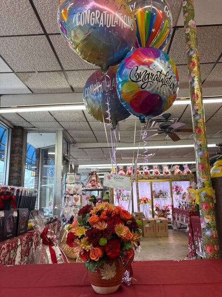A 5 Star Customer Reviewed Flower Arrangement Designed by Salvy the Florist in Lynn, MA A 5 Star Customer Reviewed Flower Arrangement Designed by Salvy the Florist in Lynn, MA