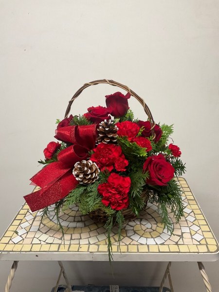 A 5 Star Customer Reviewed Flower Arrangement Designed by Salvy the Florist in Lynn, MA A 5 Star Customer Reviewed Flower Arrangement Designed by Salvy the Florist in Lynn, MA