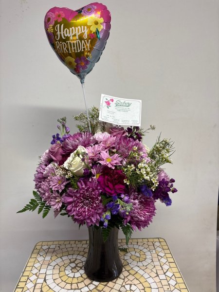 A 5 Star Customer Reviewed Flower Arrangement Designed by Salvy the Florist in Lynn, MA A 5 Star Customer Reviewed Flower Arrangement Designed by Salvy the Florist in Lynn, MA