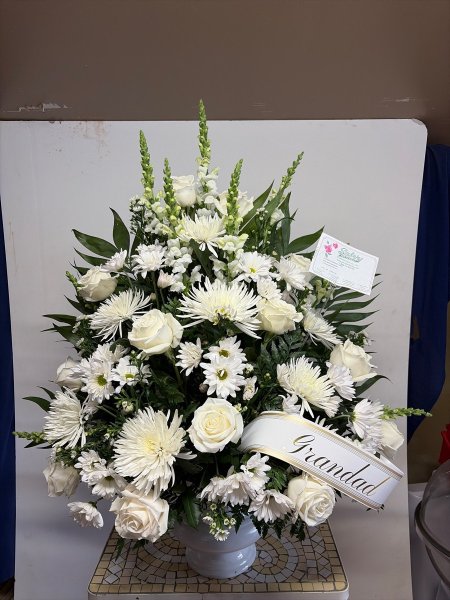 A 5 Star Customer Reviewed Flower Arrangement Designed by Salvy the Florist in Lynn, MA